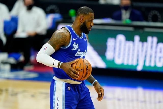 NBA公布新赛季重要节日赛程:湖人勇士全部出战